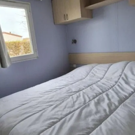 Mobil-home - 4 Pers., Animaux Ok - Api-1-52-2878 *
